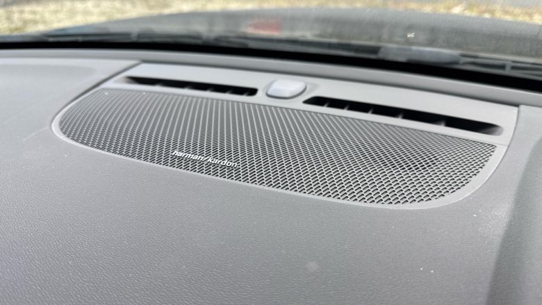 Volvo Xc40 P8 Recharge 300kW 78kWh First Edition 5dr AWD Auto Electric Estate